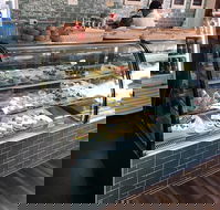 Le Bon Melange - Schoolies Week Accommodation