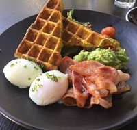 Maple and Clove - Schoolies Week Accommodation