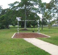 Moo Moo Cafe - Schoolies Week Accommodation
