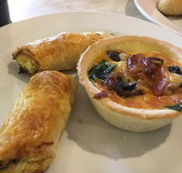 Sfoglia Cafe  Patisserie - Schoolies Week Accommodation