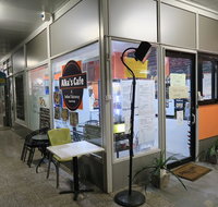 Alka's Cafe - Schoolies Week Accommodation