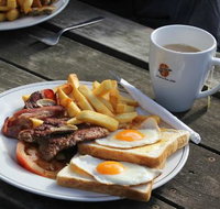 Jerrys' Gourmet Kitchen  Cafe - Schoolies Week Accommodation