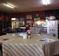 Oasis Rose Cafe - Schoolies Week Accommodation