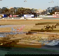 Paceway - Schoolies Week Accommodation