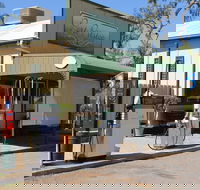 Port Pit-Stop Cafe - Schoolies Week Accommodation