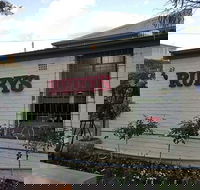 Ruby's Cafe  Gift Store - Schoolies Week Accommodation