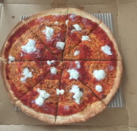 Crust Gourmet Pizza - Schoolies Week Accommodation