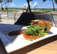 Piccolo Espresso - Schoolies Week Accommodation