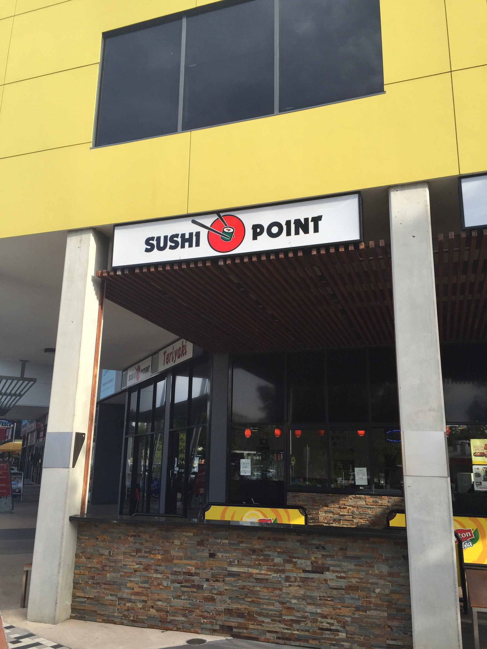  Schoolies Week Accommodation