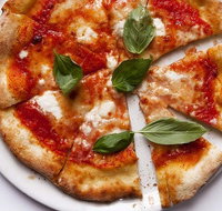 Bar Italia - Schoolies Week Accommodation