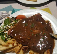 Cafe Okrich - Schoolies Week Accommodation