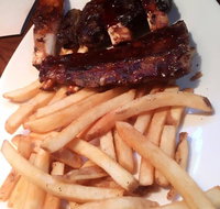 Outback Steakhouse - Glenwood - Schoolies Week Accommodation