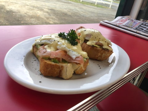 Zarby's Café - Schoolies Week Accommodation 1
