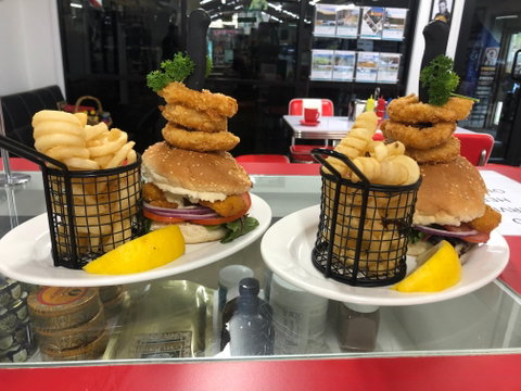Zarby's Café - Schoolies Week Accommodation 2