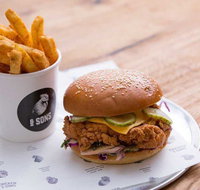 Chicken And Sons - Marrickville - Schoolies Week Accommodation