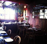 Eat Thai - The Original - Paddington - Schoolies Week Accommodation