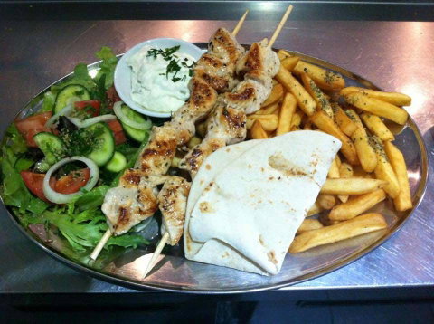 Harry's Grill - Schoolies Week Accommodation 0