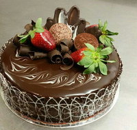 Ivanhoe Cakes - Schoolies Week Accommodation