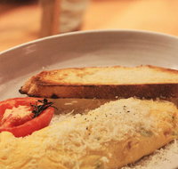Caffe Cherry Beans - Quakers Hill - Schoolies Week Accommodation