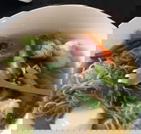 Golden BBQ Seafood Restaurant - Schoolies Week Accommodation