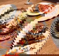 Jean's Chilli Chicken - Schoolies Week Accommodation