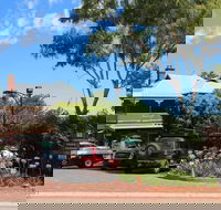 Mundaring Weir Hotel - Schoolies Week Accommodation
