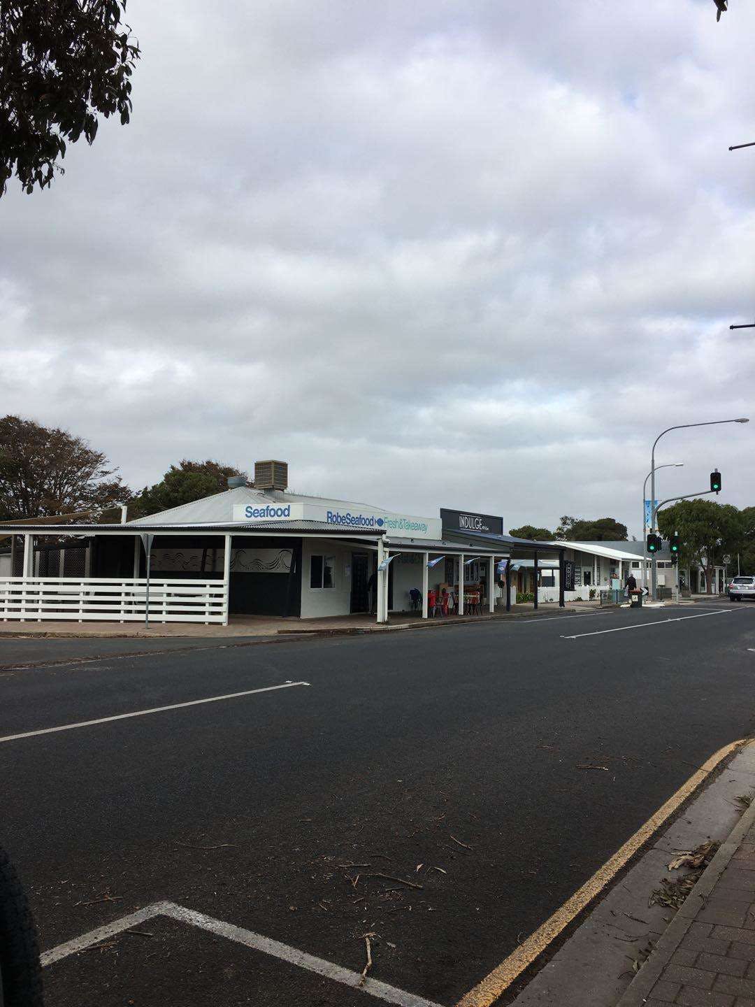 Schoolies Week Accommodation
