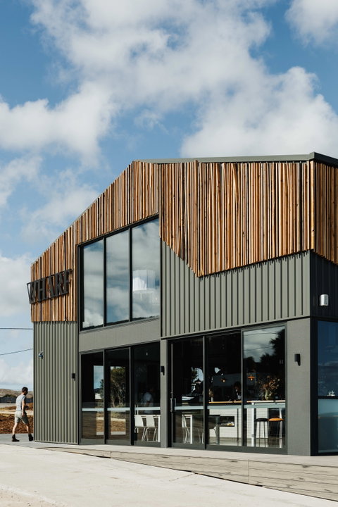The Flinders Wharf - Schoolies Week Accommodation 1
