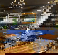Chef Uno Kitchen Bar - Schoolies Week Accommodation