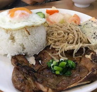 Com Tam Van Phat - Schoolies Week Accommodation