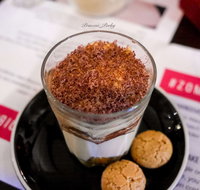 Bar Zini - Schoolies Week Accommodation