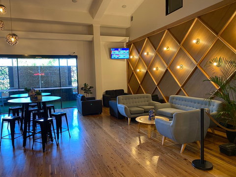 Cazalys Palmerston Club - Schoolies Week Accommodation 2