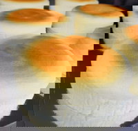 Jiggle Cheesecake - Schoolies Week Accommodation