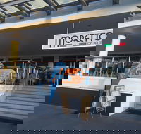 Moretto's On Palmer - Schoolies Week Accommodation