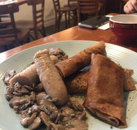 Breizoz French Creperie - Schoolies Week Accommodation