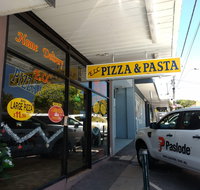 ELC Pizza  Pasta - Schoolies Week Accommodation