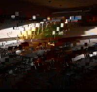 Ghin Thai Cafe Restaurant - Schoolies Week Accommodation