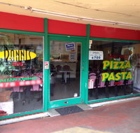 Danni's Gourmet Pizza Shop - Schoolies Week Accommodation