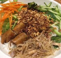 Pho Mumum - Schoolies Week Accommodation
