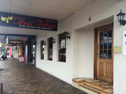 Thai Tables - Schoolies Week Accommodation 0