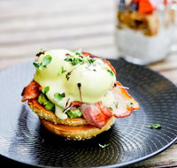 The Chairman Cafe And Foodstore - Schoolies Week Accommodation