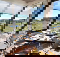 McVitty Grove Restaurant - Schoolies Week Accommodation