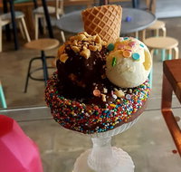 Scoop Bagels and Ice Creamery