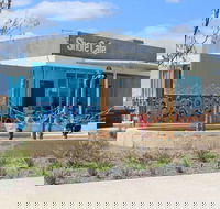 The Shore Cafe - Schoolies Week Accommodation