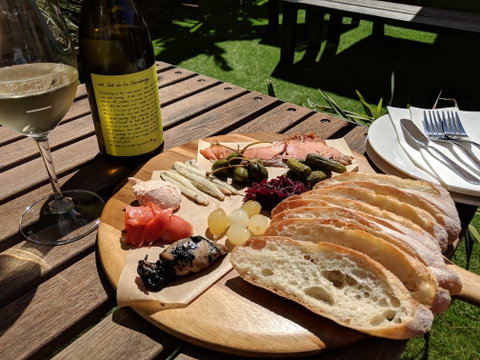 Archive Wine Bar - Schoolies Week Accommodation 2