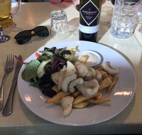 Cafe Narana - Schoolies Week Accommodation
