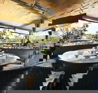 Pacific Pines Tavern - Schoolies Week Accommodation