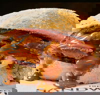 Sandwich Chefs - Schoolies Week Accommodation