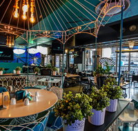 Blackbird Cafe - Schoolies Week Accommodation