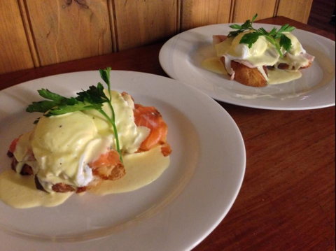 Wilkies Cafe - Schoolies Week Accommodation 2